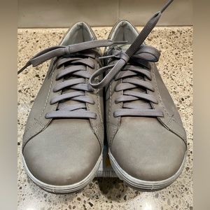 Dansko Women's Leela Lace Up Sneakers - Casual Flat Fashion Sneaker